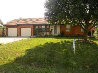 17407 S Benton Dr, Belton, MO 64012