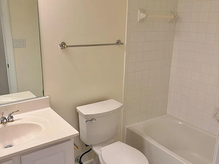 2178 Harithy Dr — Photo 17