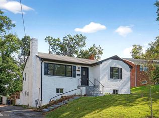107 Onondaga Dr, Oxon Hill, MD 20745
