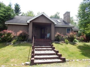 116 Cayuga Rd, Blakeslee, PA 18610