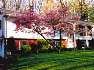 40 Elm St, Jackson, NJ 08527