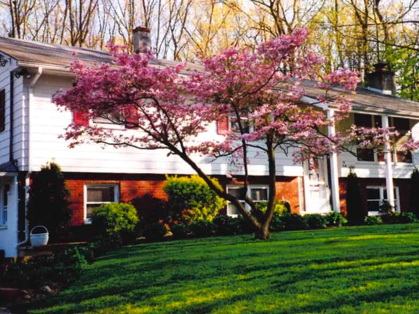 40 Elm Street, Jackson, NJ 08527