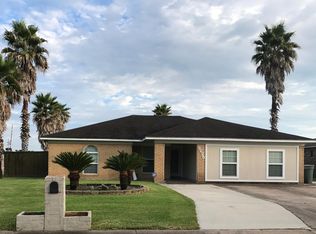 9225 Landis Dr, Beaumont, TX 77707