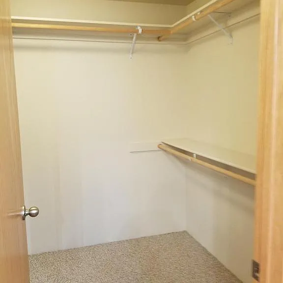 1042 SW Princeton Pl — Photo 7