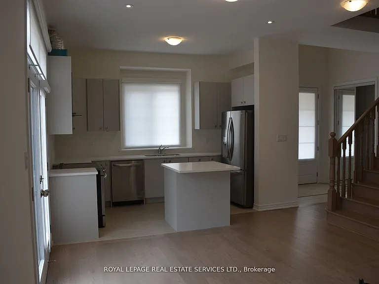 3934 Koenig Rd — Photo 4