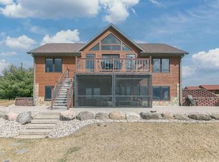 N8481 White Sand Ct, New Lisbon, WI 53950