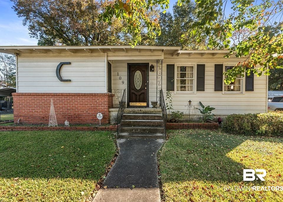 1st image of 109 Esplanade Ave