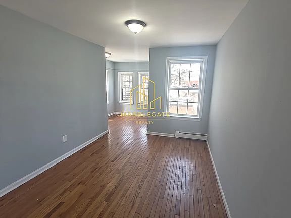 5th image of 128 E Holsman St #2AZ