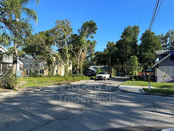 2nd image of 614 Oak Ave #208B