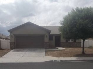 2892 Lake View Dr, Perris, CA 92571