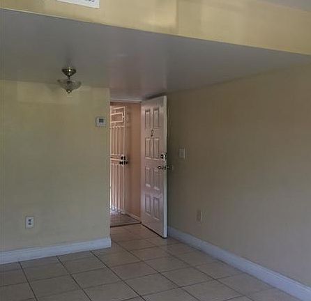 4th image of 5 Olive Dr APT 12
