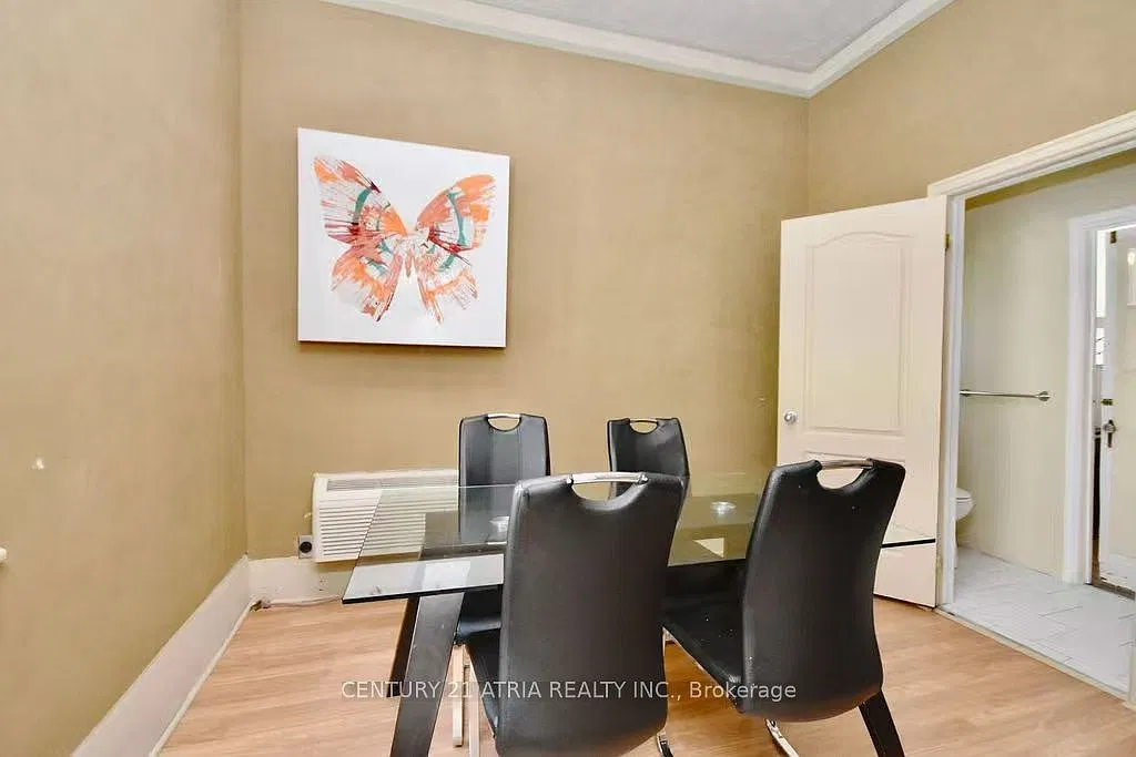 3 bed, $2,450 — Photo 4