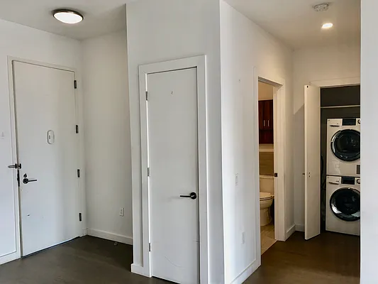 Rented by Modern Spaces | media 12