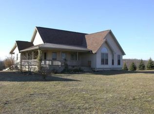 8085 Riverside Rd, Brooklyn, MI 49230