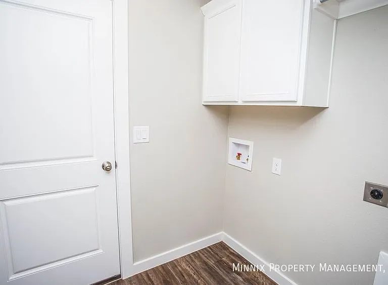 2150 Kirksey Ave — Photo 6