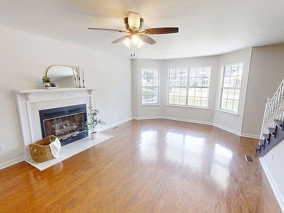 5th image of 8624 Oak View Dr