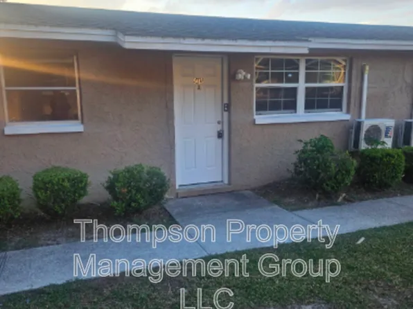 9415 Grandfield Rd, Thonotosassa, FL 33592