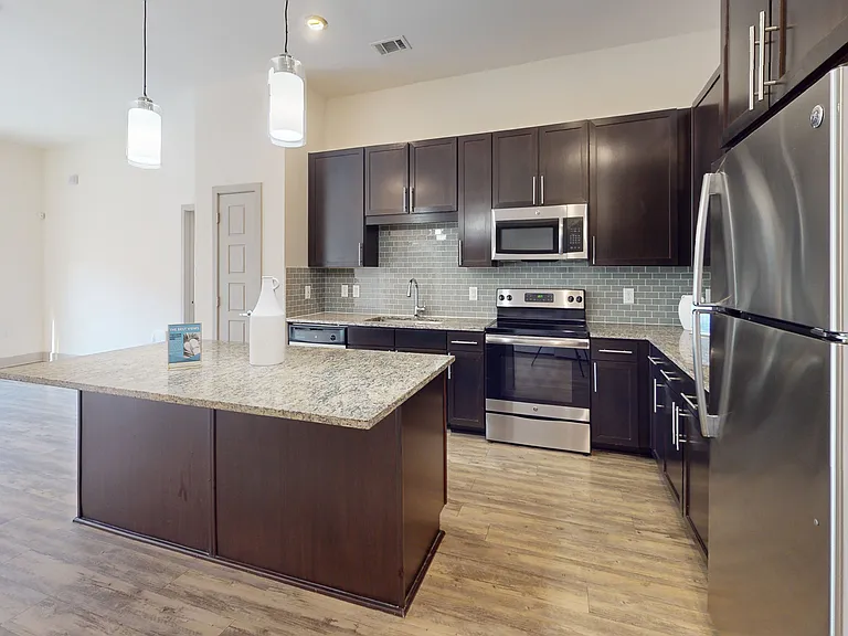 The Flats at Palisades — Photo 116