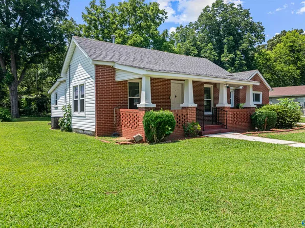 509 12th Ave NW, Decatur, AL 35601