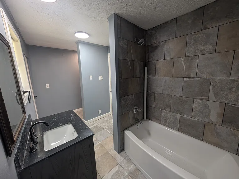 3601 Marguerite St — Photo 10