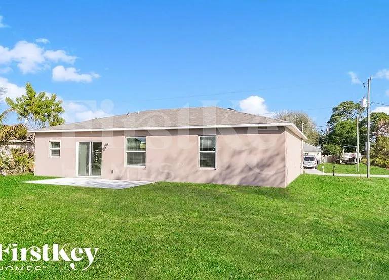 1810 SW Effland Ave — Photo 15