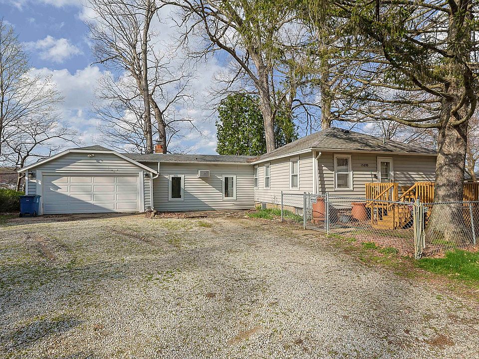 1st image of 15899 Lakeview Dr