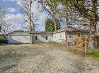 15899 Lakeview Dr, Buchanan, MI 49107