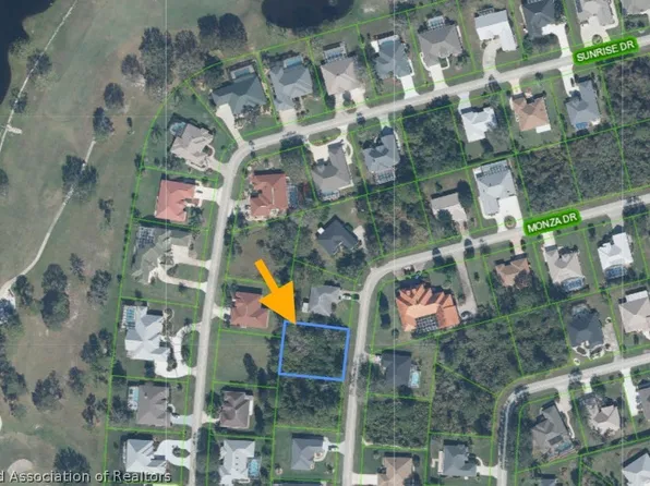 2710 Monza Dr, Sebring, FL 33872