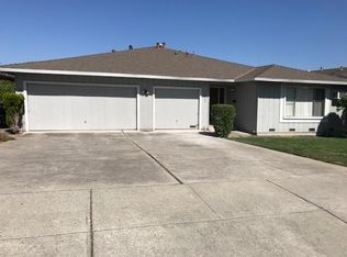 10144 Vista Dr, Cupertino, CA 95014