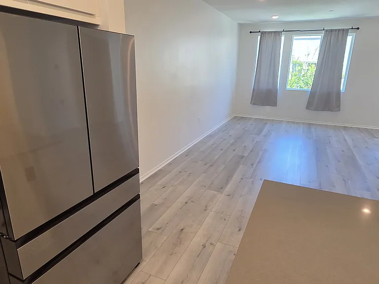 5280 Beachfront Cv #240 — Photo 9