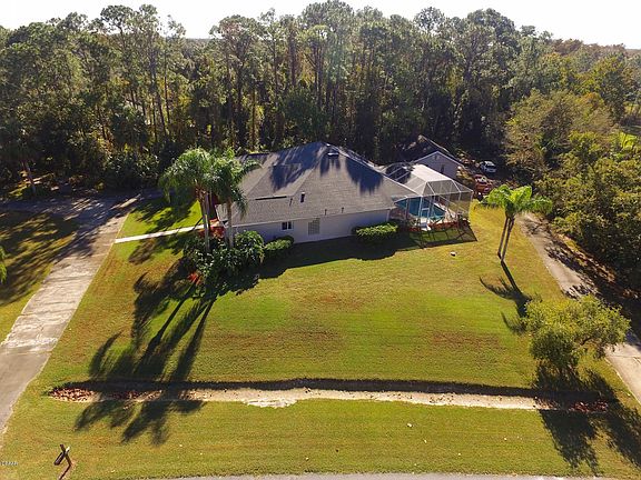 3rd image of 325 W Country Circle Dr