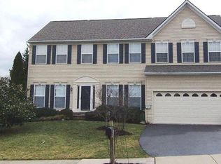 318 Lake View Way NW, Leesburg, VA 20176