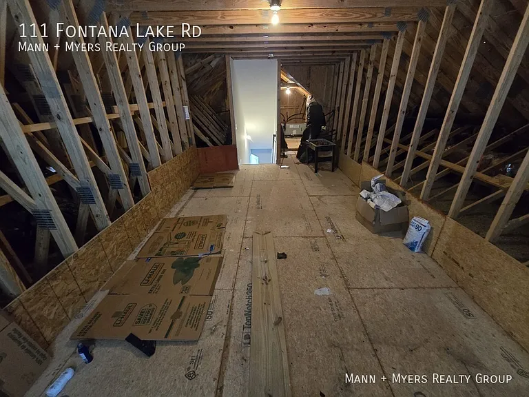 111 Fontana Lake Rd — Photo 49