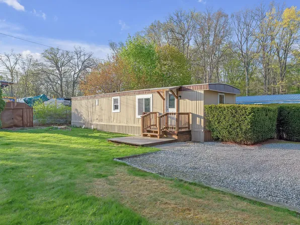 3 Fords Lane, Poughquag, NY 12570