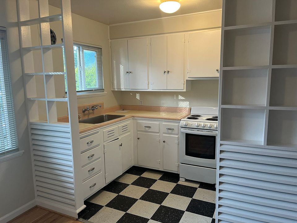1st image of 5740 SE Milwaukie Ave #41-3