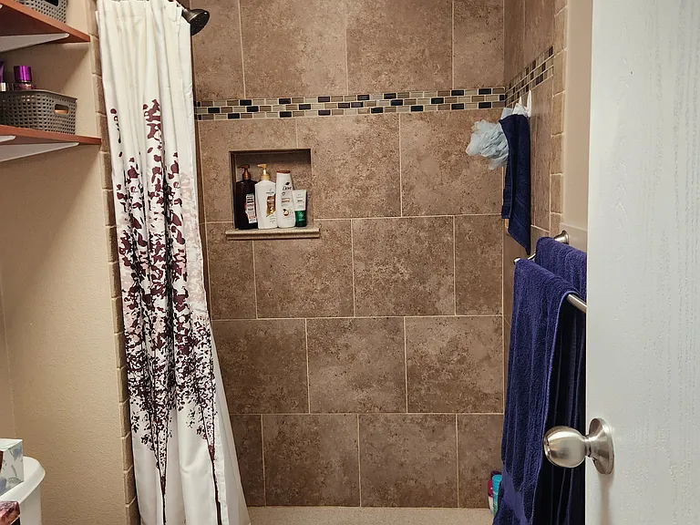 1135 Pipestone Ct — Photo 16