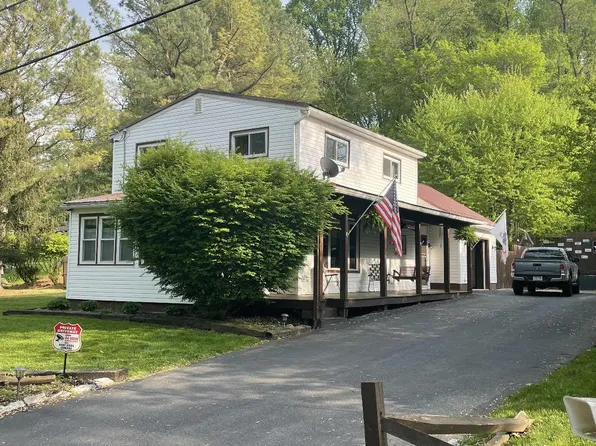 24 E Elm St, Conestoga, PA 17516