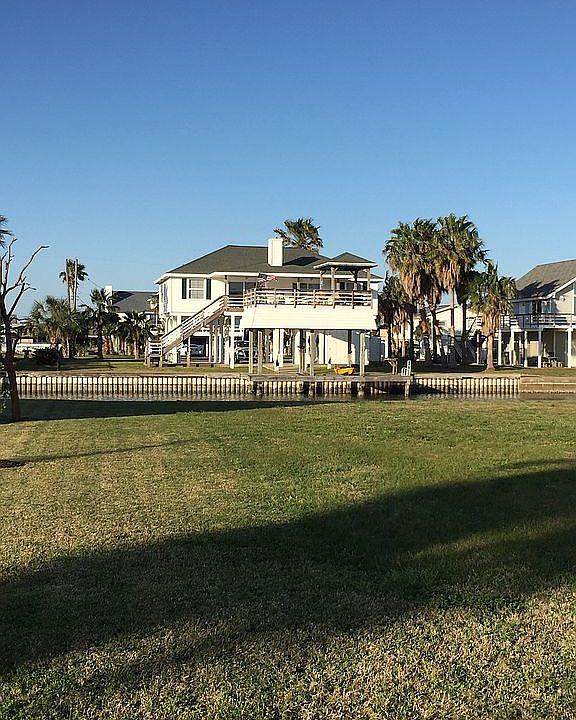1st image of 3806 Tradewinds Dr