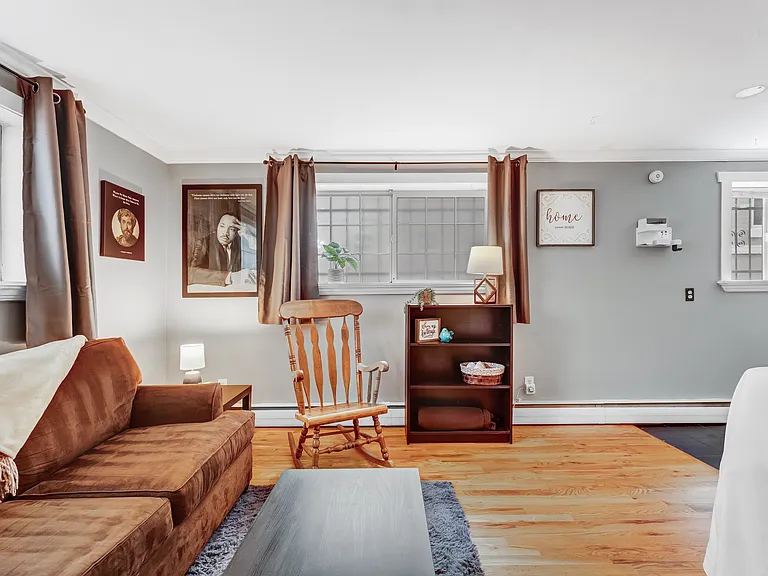 1 S Pennsylvania St #101 — Photo 7