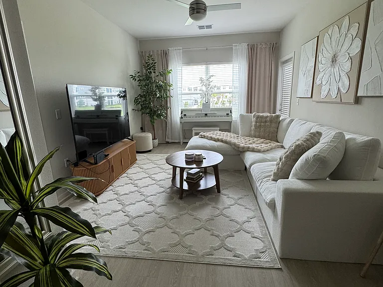 Grassy Lake Dr — Photo 1