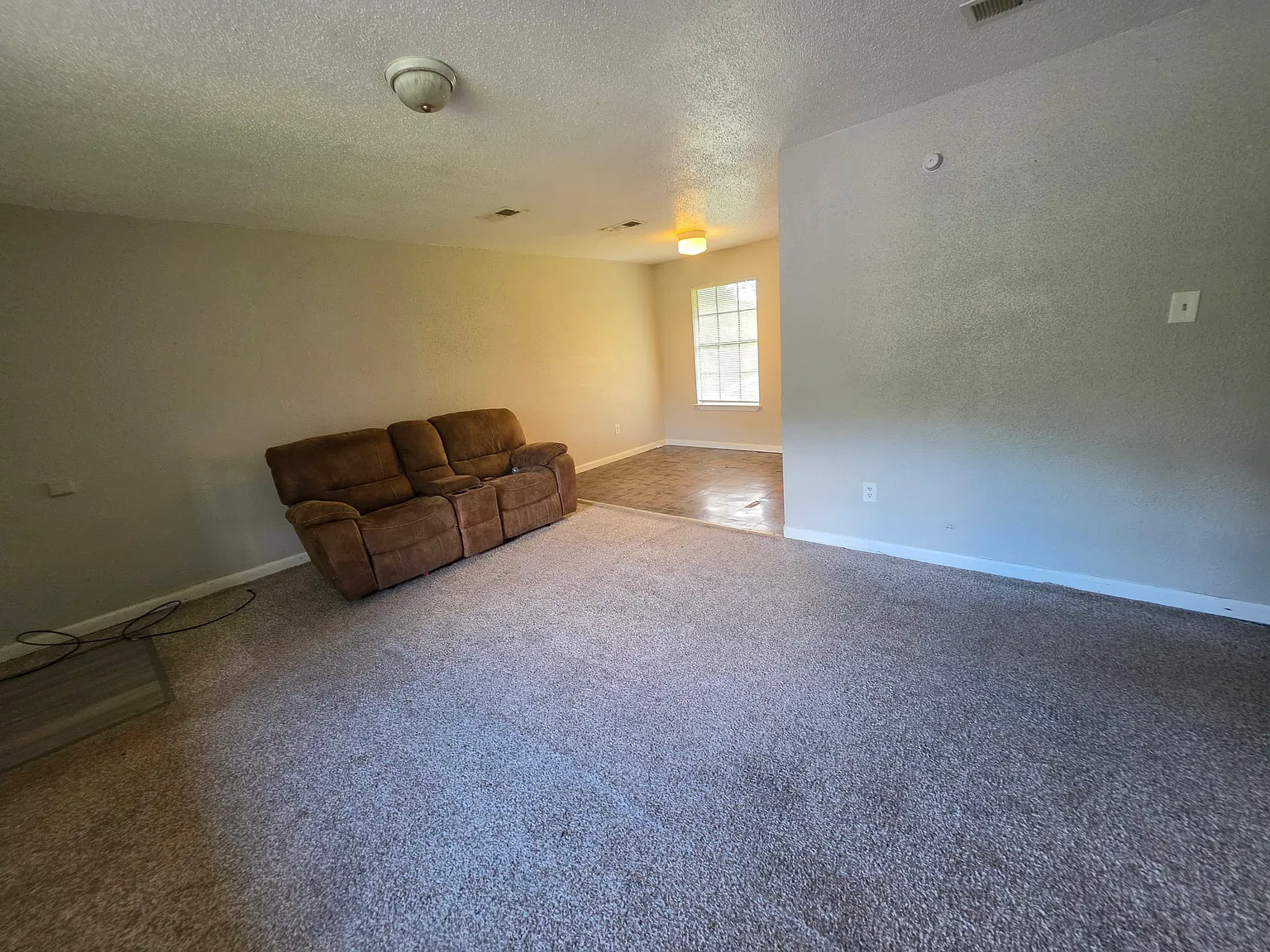 647 Carnation Street - 4 — Photo 2