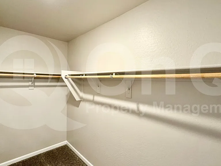 17381 W Daley Ln — Photo 19