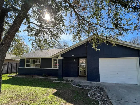811 Sussex Dr, Austin, TX 78745