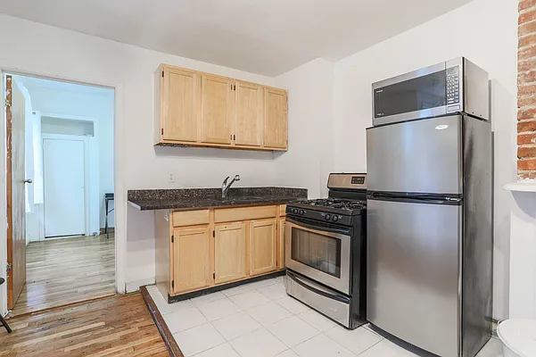 Rented by ERNY LLC | media 16