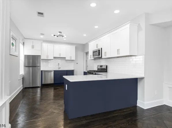 25 Waldo Ave #3, Bloomfield Twp., NJ 07003