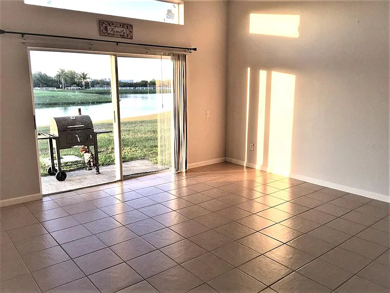 11612 Tropical Isle Ln — Photo 4