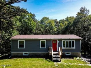 171 Williams Ln, Scotrun, PA 18355