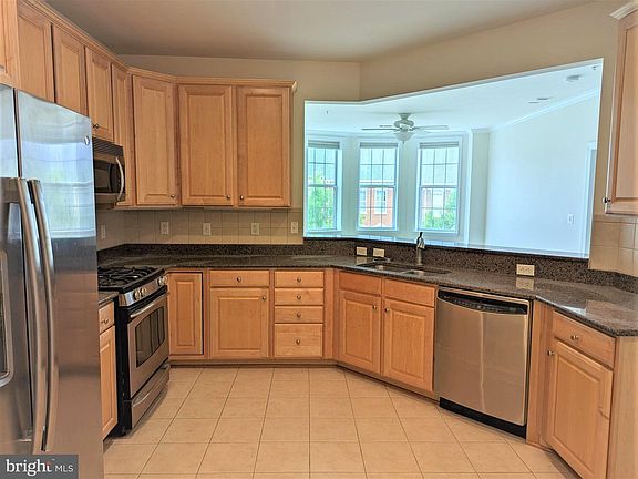 4th image of 400 Cameron Station Blvd APT 306