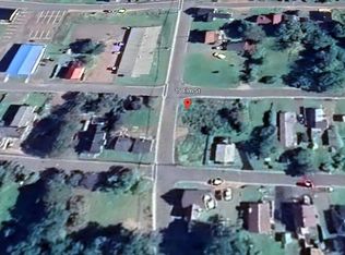 15 Elm St, Cumberland, NS B0M 1X0