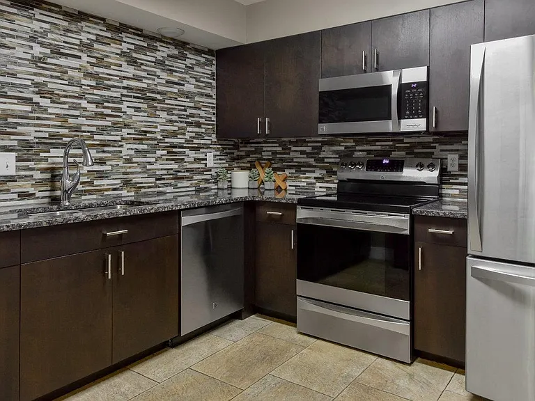 Pointe at Saint Joseph Apartment Homes — Photo 16